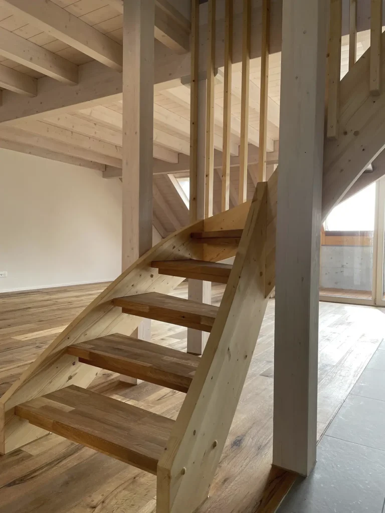 Sigg Holzbau | Schreinerei Treppen und Holzböden