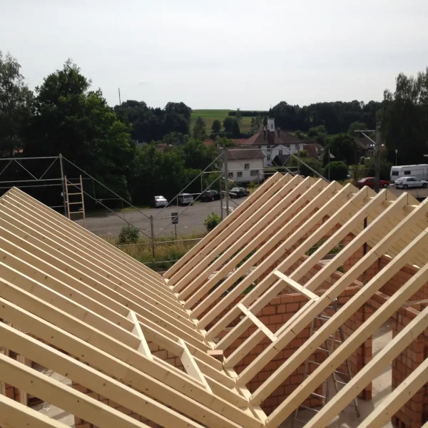 Sigg Holzbau Thayngen | Zimmerei Dachkonstruktion